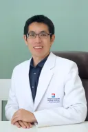 นายแพทย์ โชติพัฒน์ ทองเย็น
